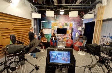 Foto: Programa Repórter do Futuro na TV Câmara de São Paulo tem nova temporada e ganha cenário especial